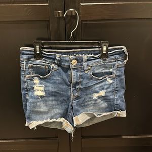 American Eagle MIDI High-Waisted Shorts SIZE 4